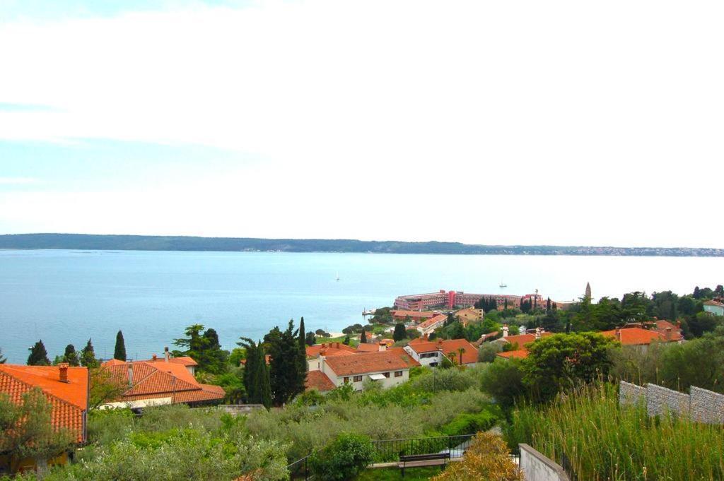Beautiful Street Apartamento Portorož Exterior foto